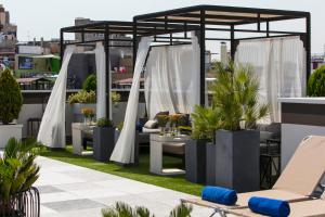 A garden outside Emperador