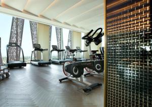 Four Seasons Hotel Kuwait at Burj Alshaya tesisinde fitness merkezi ve/veya fitness olanakları