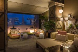A seating area at Emperador
