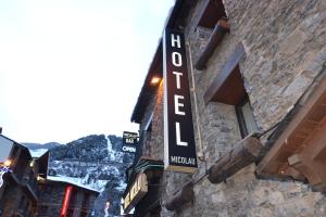 Üldine mäevaade või majutusasutusest Hotel Micolau pildistatud vaade