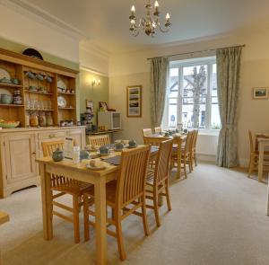 Gallery image of The Grange Guest House in Brecon