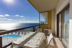 サンミゲル・デ・アボナにあるOne bedroom Ocean view Golf del Sur Apartamentのギャラリーの写真