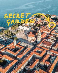 Skats uz naktsmītni Secret Garden Apartment no putna lidojuma