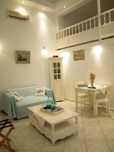 Gallery image of Caldera Studios in Astypalaia Town