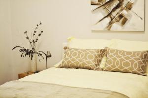 Postel nebo postele na pokoji v ubytování Zagreb Centre Apartments