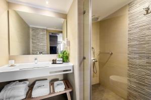Łazienka w obiekcie Gkeea Boutique Hotel