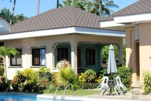 Gallery image of Ucoy Beach Resort in Libertad +55 photos