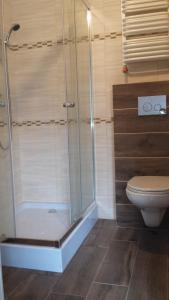 Fotografia z galérie ubytovania Nowy apartament z patio v destinácii Lubiatowo
