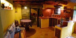 Kuchyň nebo kuchyňský kout v ubytování Casa Alba Ara