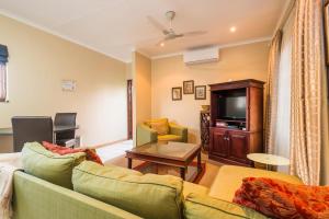 Area tempat duduk di Westville Bed and Breakfast