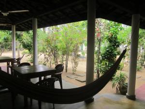 Gallery image of Stardust Beach Hotel in Arugam Bay