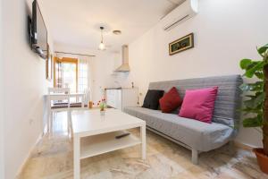 Posedenie v ubytovaní Casita Las Eras en Villa de Nijar con piscina