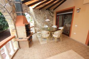 A balcony or terrace at Finca SanJuan (Batista) für Gruppen