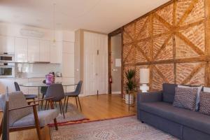 Gallery image of Alfama Baixa Spacious And Bright Apartment Blends the Historic and the Contemporary 2 Bedrs & 2 Bathrs AC 18th Century Building in Lisbon