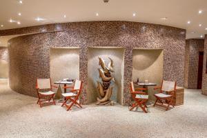 Istumisnurk majutusasutuses Cosmopolitan Hotel & Wellness