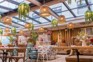 Istumisnurk majutusasutuses Cosmopolitan Hotel & Wellness