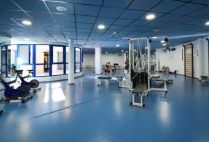 Fitnes centar i/ili fitnes sadržaji u objektu Apartamento frente al mar