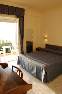 Gallery image of Hotel Giardino Sul Mare in Lipari