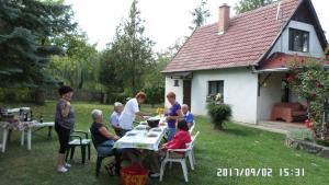 Gallery image of Szarvaskő Szérűskert vendégház in Szarvaskő