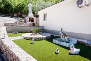 Zahrada ubytování Apartments Palinić