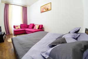 Postel nebo postele na pokoji v ubytování Discovery Hotel