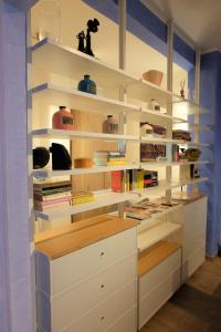 A kitchen or kitchenette at The Blue Strawberry House in San Giovanni Roma
