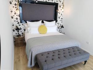 Posteľ alebo postele v izbe v ubytovaní La Concha Boutique Apartments - Adults Only