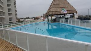 Πισίνα στο ή κοντά στο Departamento en La Serena