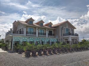The building in which the homestay is located