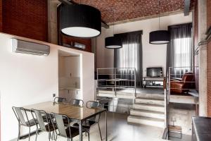 Dapur atau dapur kecil di Barcelona Apartment Republica