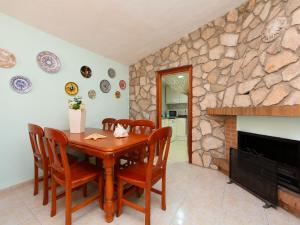 Posezení v ubytování Holiday Home Diseminat by Interhome