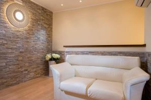 A seating area at Ca' Marinella
