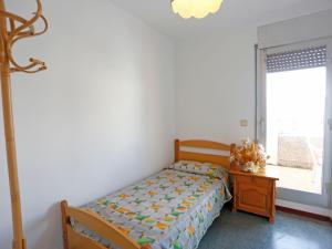 Katil atau katil-katil dalam bilik di Apartment Dorine by Interhome +6 gambar