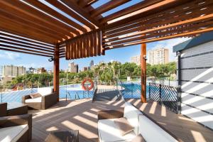 Gallery image of Sunset Drive Benidorm by Mar Holidays in Benidorm