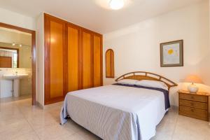 A bed or beds in a room at Mollet