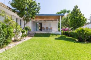 A garden outside Mollet
