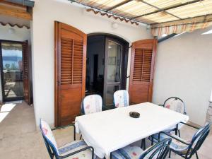 Fotografia z galérie ubytovania Holiday Home Mirta by Interhome v destinácii Iž Mali