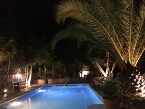 Bazén v ubytování Villa Rosa Sitges nebo v jeho okolí