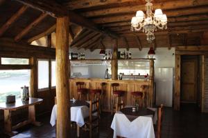 Reštaurácia alebo iné gastronomické zariadenie v ubytovaní Montaña Negra