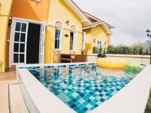Bazén v ubytování Stella Pool Villa at Marino khaoyai nebo v jeho okolí + 18 fotografií
