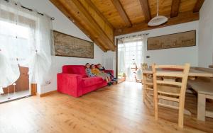 Posezení v ubytování Albergo Diffuso Dolomiti