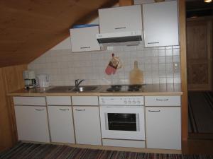 Kuchnia lub aneks kuchenny w obiekcie Klausmoarhof