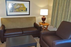 Posezení v ubytování Extended Stay America Select Suites - Dallas - Richardson