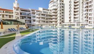 Poolen vid eller i närheten av Stay Inn Albufeira - 303B Apartment