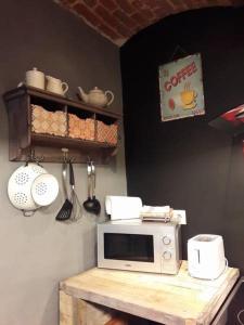 Gîte de Corbion loft2的厨房或小厨房