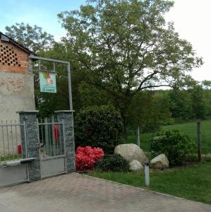 Vonkajšia záhrada v ubytovaní B&B Il Rovere
