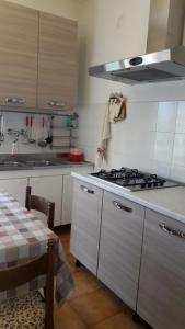 Küche/Küchenzeile in der Unterkunft Casa vacanze Tuoro