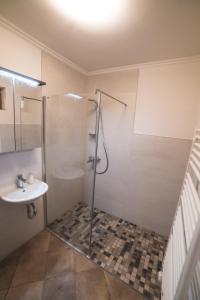 Koupelna v ubytování Ferienwohnung am Aubach + 2 fotografie