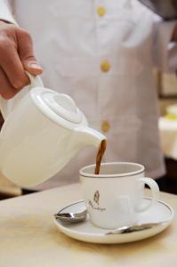 Coffee and tea making facilities at Hotel Al Codega