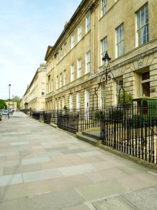 Gallery image of The Windsor Town House in Bath